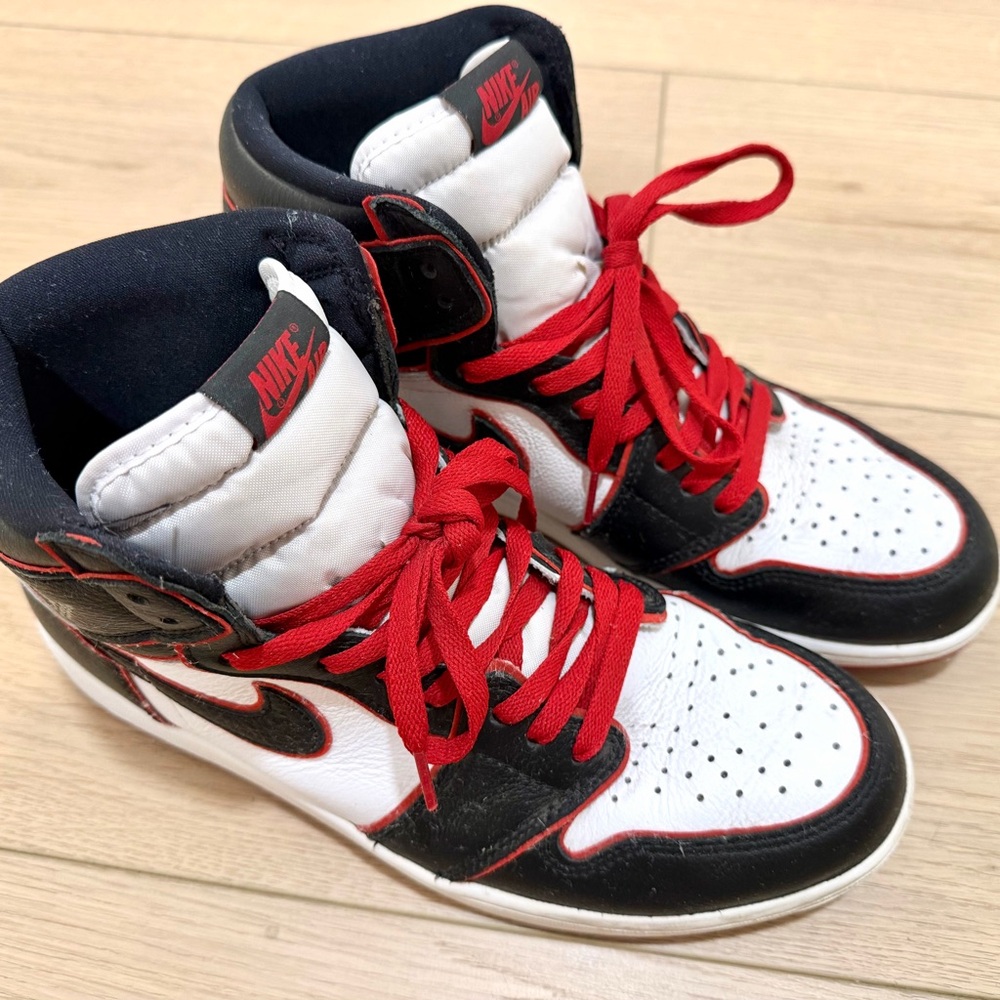 Nike AJ 1